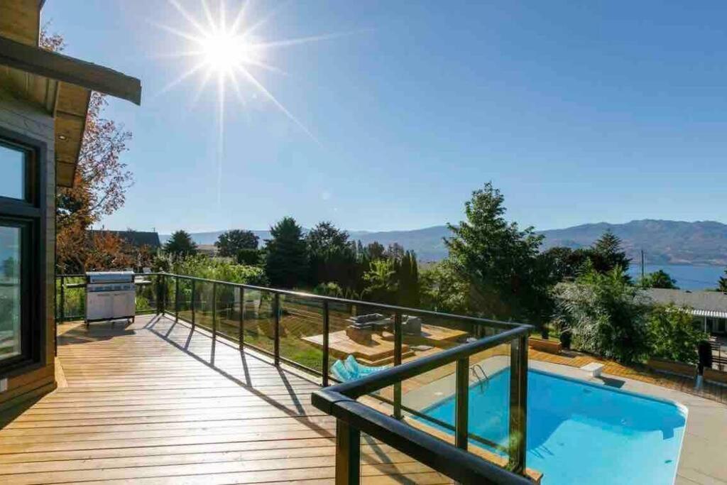 Luxurious 5 Bedroom House With Pool & Sauna 웨스트 켈로나 외부 사진