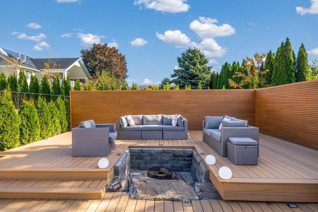 Luxurious 5 Bedroom House With Pool & Sauna 웨스트 켈로나 외부 사진